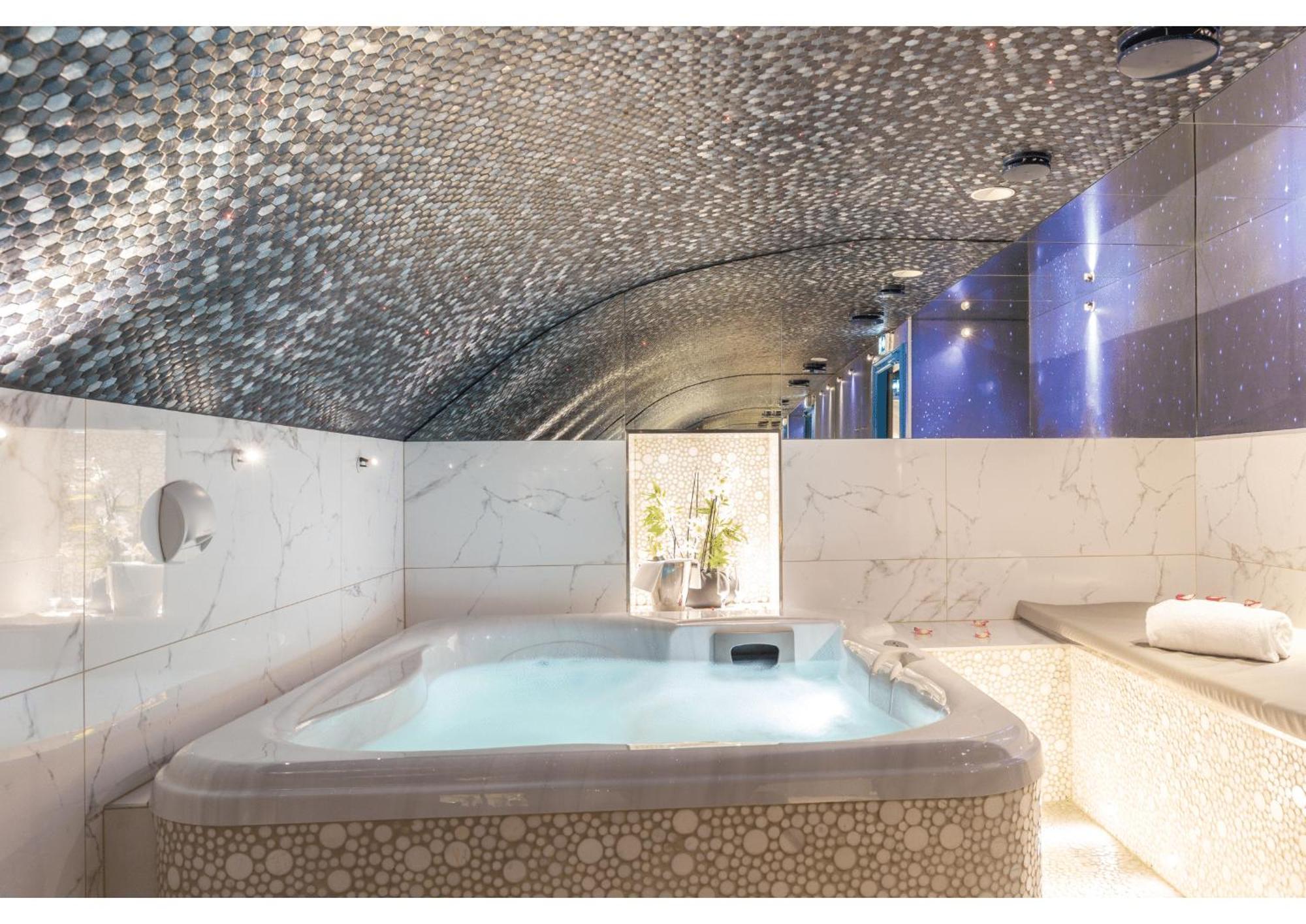 Secret De Paris - Hotel & Spa (Adults Only) Exteriör bild